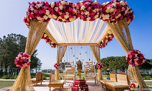 Wedding floral decoration