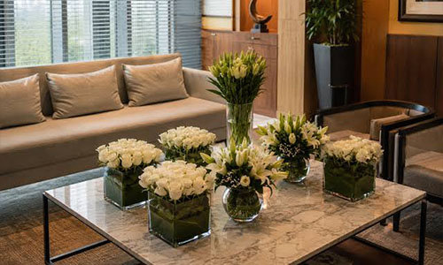 Flower supply for hotels and corporate offices